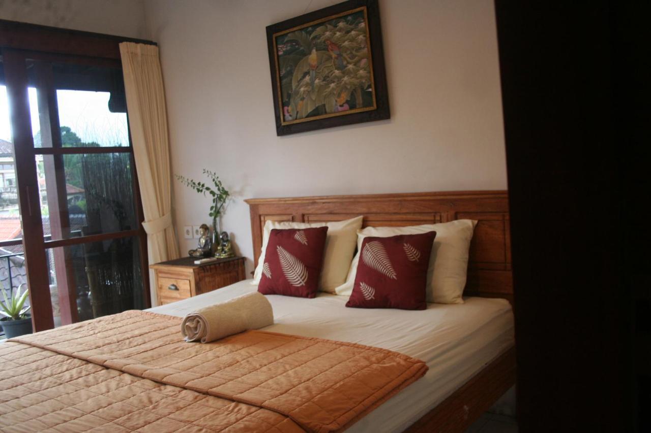Run House B&B Ubud Exteriör bild